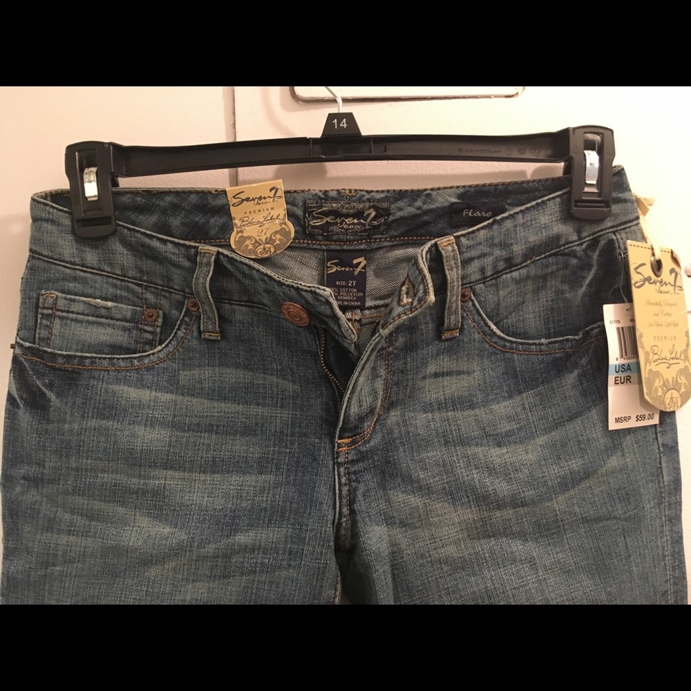 NWT Seven 7 brand jeans, Size 27,  31” inseam